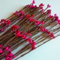 Dekoračné bobuľové vetvičky 40 cm - Hot pink