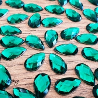 Ozdobné kamienky 8 x 13 mm - Emerald