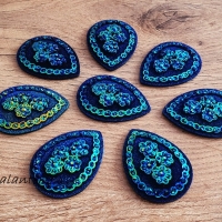 Ozdobné kamienky 30 x 40 mm - Zdobené Zelené AB