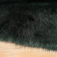 Kožušina huňatá - Dark Emerald Pastel - cena za 10 cm, 1500 g/m