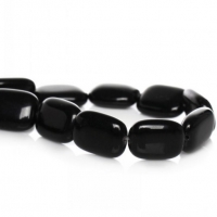 Syntetický ónyx 13 x 10 mm