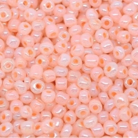 Sklenené korálky 4 mm - losos - 10 gramov