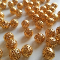 Kovové vyrezávané korálky 10 mm
