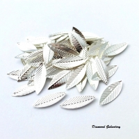 Prívesok lístok - 21 x 7,5 mm
