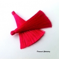 Hodvábny strapcový prívesok 65 mm - Fuchsia