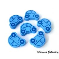 Drevená korálka Auto modré 25 x 18 mm