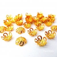 Kaplík kovový 10 mm - zlatý