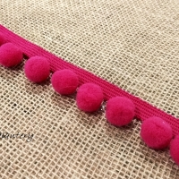 Ozdobná pompom lemovka - 30 mm - cyklámen