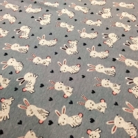 Úplet - Zajačiky na šedom - cena za 10 centimetrov