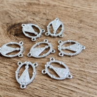 Ružencový medzikus - 22 x 18 mm - Strieborný
