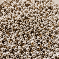 Korálky 3 mm - strieborné - 100 kusov
