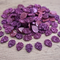 Ozdobné kamienky 10 x 14 mm - drsné - Fialové II