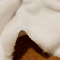 Kožušina poťahová - Biela - cena za 10 centimetrov