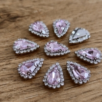 Štrasová našívacia aplikácia s lôžkom - 8 x 13 mm - Ružová