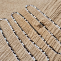 Štrasová borta - Melírová čierno strieborná - 2 mm - cena za 10 cm