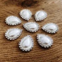 Ozdoba štrasová 20 x 25 mm