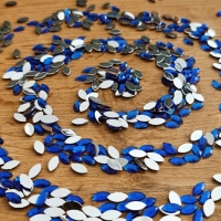 Ozdobné kamienky 5 x 10 mm - hladké - Kráľovské modré