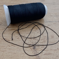 Ozdobná Macrame niť - Čierna - 2 mm. Balenie 200 metrov
