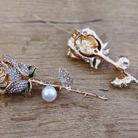 Brošňa - Tulipán - Zlatá