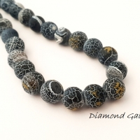 Achátové korálky 10 mm - čiernošedé-praskané