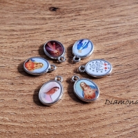 Prívesok Katolícky Motív 10 x 8 mm