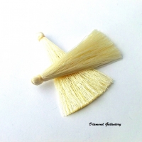 Hodvábny strapcový prívesok 65 mm - Krémová