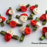 Ozdobné ružičky - so stužkou, krémovo-červené