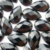 Ozdobné kamienky 8 x 13 mm - čierne