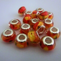 Korálka sklenená 9 x 15 mm