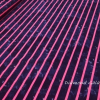 Úplet Pásik - na tmavomodrom batikovanom podklade - cena za 10 centimetrov