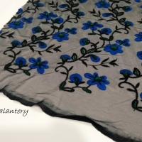 Krajková látka - Kvietky modré - cena za 10 cm