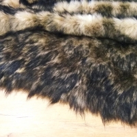Umelá kožušina - Dark Wild - cena za 10 cm 1500 g/m