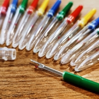 Páratko - plast kov