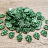 Ozdobné kamienky 10 x 14 mm - drsné - Zelené