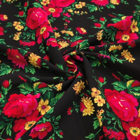 Krojova látka - Kvety červené na čiernom - cena za 10 cm