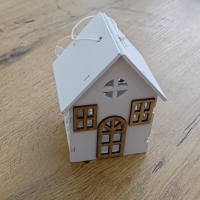 Drevený domček - Biely - 110 x 58 mm