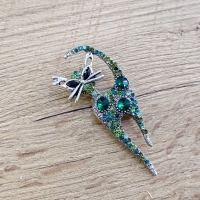 Brošňa Mačka - Smaragd